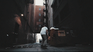 68747470733a2f2f6d656469612e67697068792e636f6d2f6d656469612f4b47414f6758457878644372746f457933362f67697068792e676966